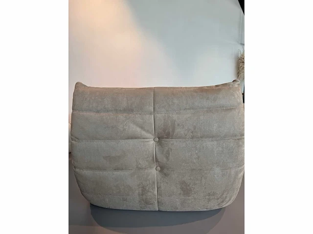 Design fauteuil taupe l (1x) - afbeelding 6 van  6