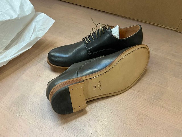 Design heren veterschoen 42,5 - afbeelding 6 van  7