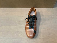 Design herensneaker 38 - afbeelding 3 van  5