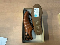 Design herensneaker 38 - afbeelding 4 van  5