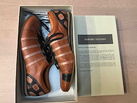 Design herensneaker 38 - afbeelding 5 van  5