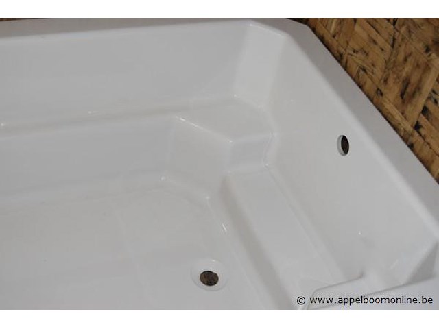 Design inbouwbad 179x110 - afbeelding 2 van  3