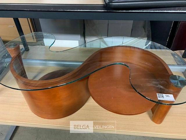 Design salontafeltje met glazen blad - afbeelding 1 van  2