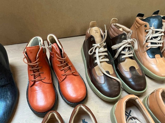 Design schoenen (12x) - afbeelding 4 van  8