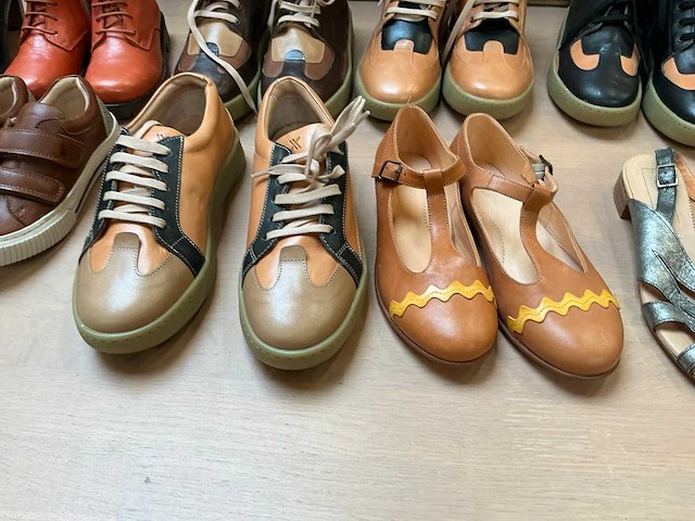 Design schoenen (12x) - afbeelding 7 van  8