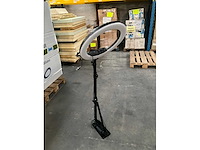 Design staande lamp + ringlicht - afbeelding 7 van  10