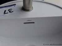 Design staande wasbak aqua vv kraan dia 44 - afbeelding 3 van  3