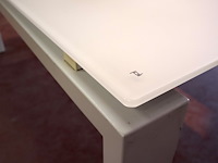 Design tafel met zitbank - afbeelding 4 van  8