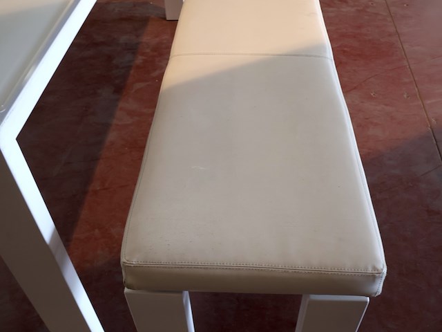 Design tafel met zitbank - afbeelding 6 van  8