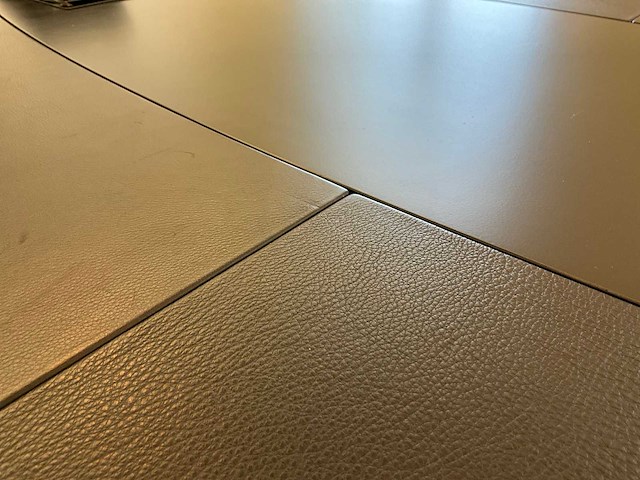 Design vergadertafel + zuil - afbeelding 2 van  17