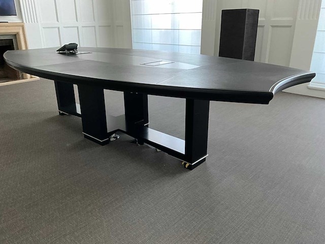 Design vergadertafel + zuil - afbeelding 6 van  17