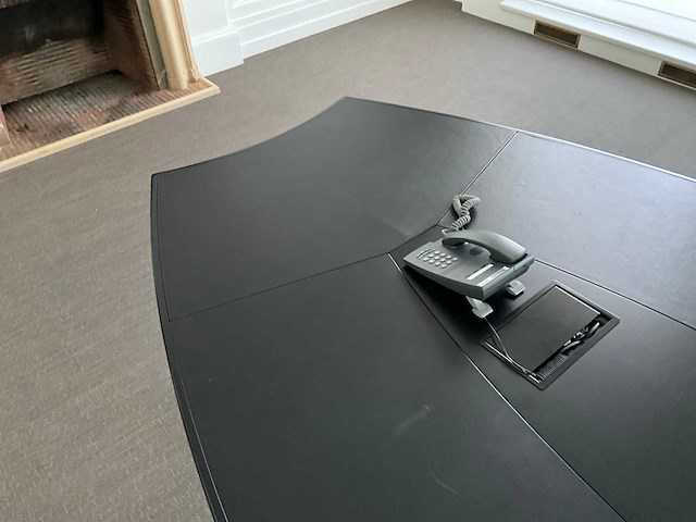 Design vergadertafel + zuil - afbeelding 7 van  17