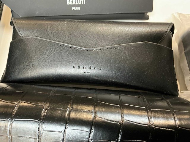 Designer brillendozen & -hoesjes (30x) - afbeelding 10 van  14