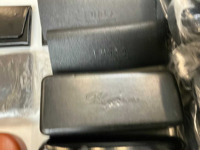 Designer brillendozen & -hoesjes (31x) - afbeelding 5 van  9