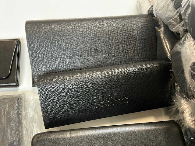 Designer brillendozen & -hoesjes (31x) - afbeelding 6 van  9