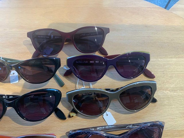 Designer zonnebril (13x) - afbeelding 10 van  11
