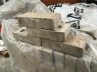 Desimpel forum prata gevelstenen (350x) - afbeelding 2 van  3