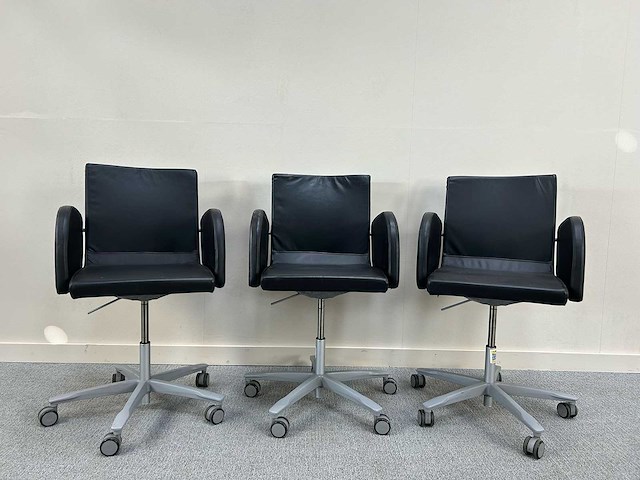 Desk chair (3x) - afbeelding 1 van  3