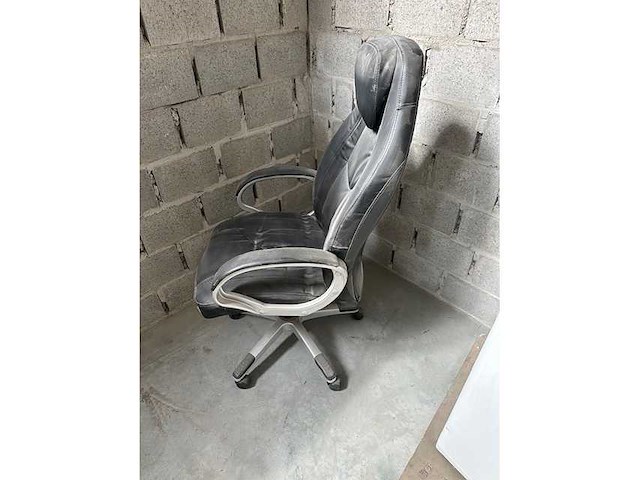 Desk chair - afbeelding 2 van  2