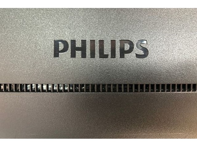 Desktop + monitor en toebehoren - afbeelding 2 van  11