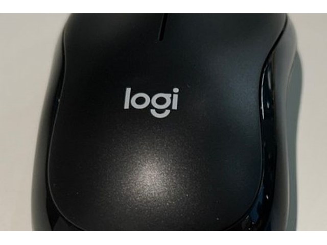 Desktop + monitor en toebehoren - afbeelding 6 van  11