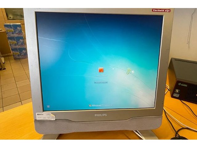 Desktop, monitor, toestenbord en muis - afbeelding 2 van  9