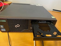 Desktop, monitor, toestenbord en muis - afbeelding 5 van  9