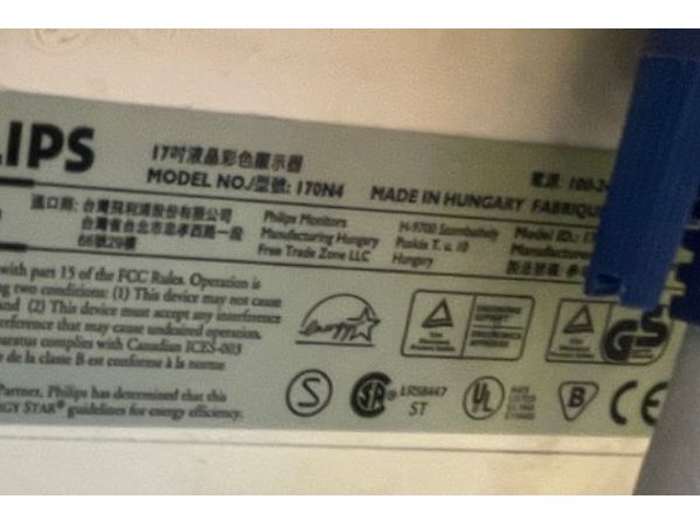 Desktop, monitor, toestenbord en muis - afbeelding 6 van  9