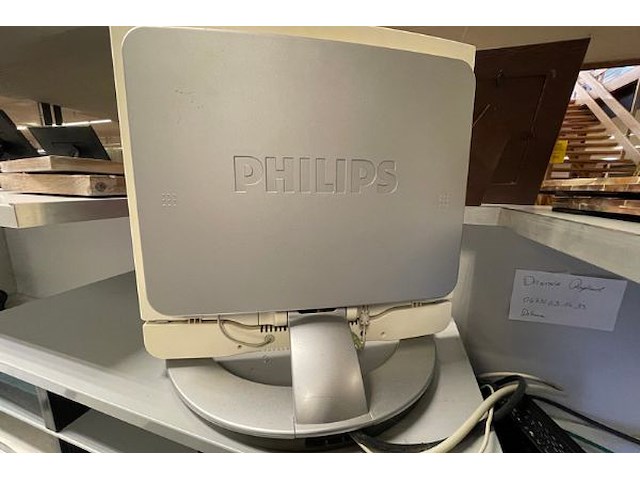 Desktop, monitor, toetsenbord en muis - afbeelding 4 van  9