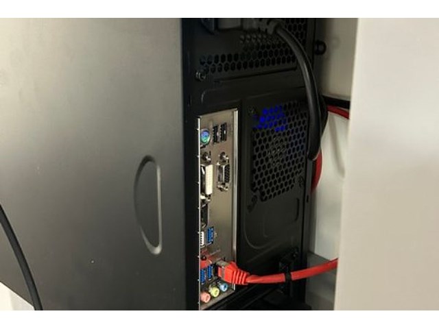 Desktop + scherm, muis en toetsenbord - afbeelding 5 van  5