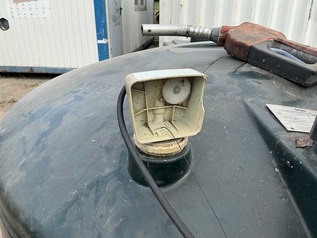 Deso hb2500 opslagtank met afvulpistool - afbeelding 6 van  8