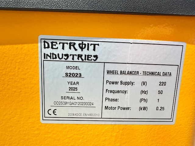 Detroit industries - 2025 - s2023 - banden balanceermachine - afbeelding 7 van  15