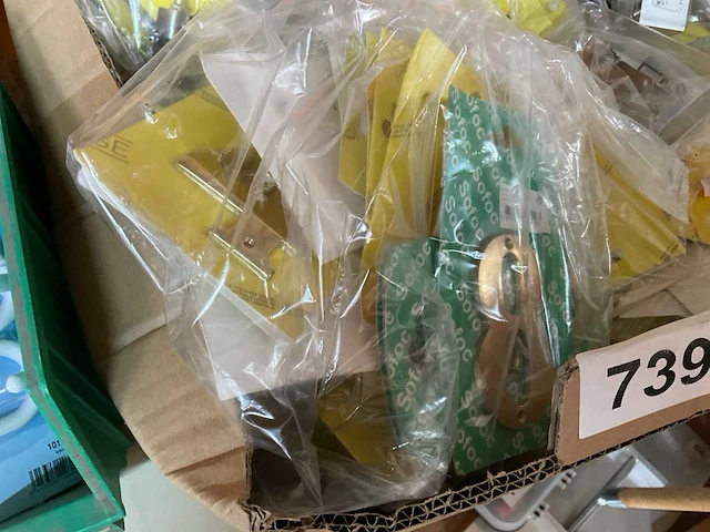 Deur stoppers koperen letters scharnieren - afbeelding 2 van  11