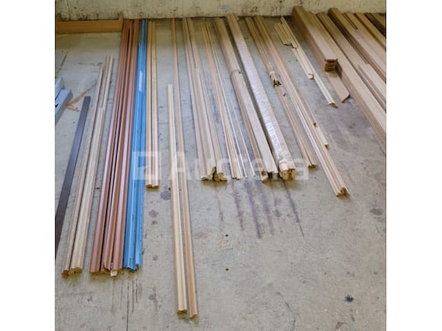 Deurlijsten, strips, plinten - afbeelding 3 van  6