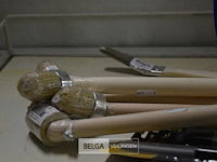 Deurstoppers, 4 vullingen breekmes en 6 div verfborstels - afbeelding 3 van  4