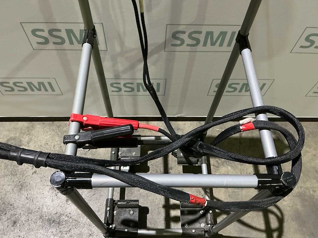 Deutronic - dbl800-14-b - intelligente acculader - afbeelding 1 van  4