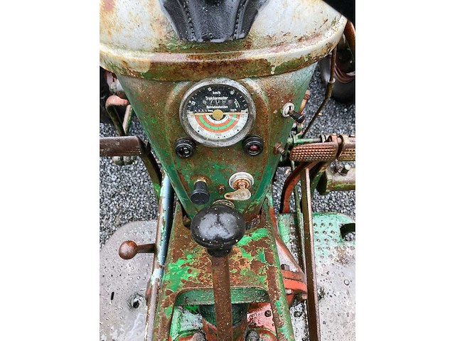 Deutz - 1958 - d25s - tweewielaangedreven landbouwtractor - afbeelding 8 van  10