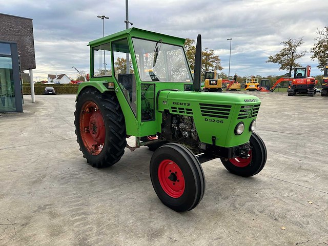 Deutz - 1978 - d5206 - tweewielaangedreven landbouwtractor - afbeelding 21 van  27