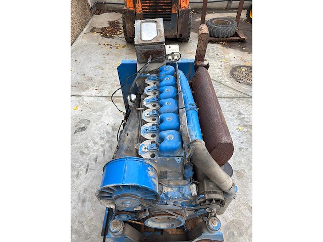 Deutz - d 914 l06 - 6 cilinder - onderdeel - afbeelding 2 van  6