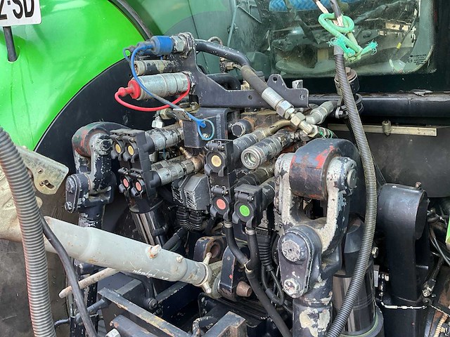 Deutz agrotron 1145 landbouwtractor 4wd - afbeelding 19 van  32