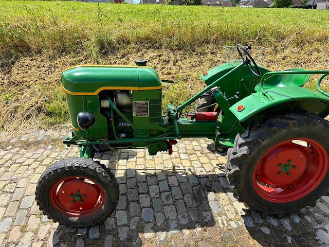 Deutz f1l712u antieke tractor - afbeelding 12 van  20