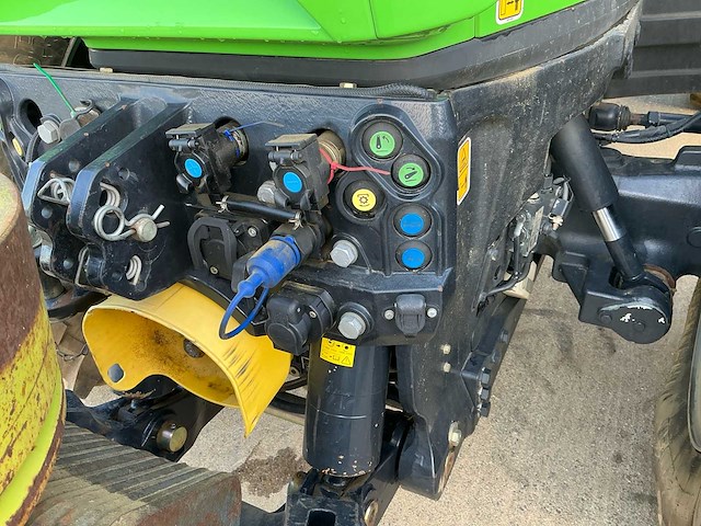 Deutz-fahr - 9340 agrotron ttv 60km/h - vierwielaangedreven landbouwtractor - afbeelding 18 van  28