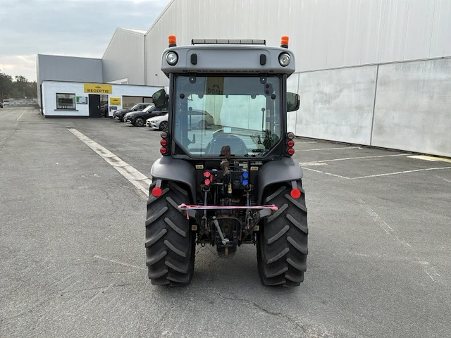 Deutz-fahr agrokid 230 smalspoortrekker - afbeelding 35 van  38