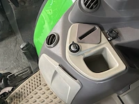 Deutz-fahr agrotron 6165 rc-shift 4-wiel aangedreven landbouwtractor - afbeelding 13 van  33