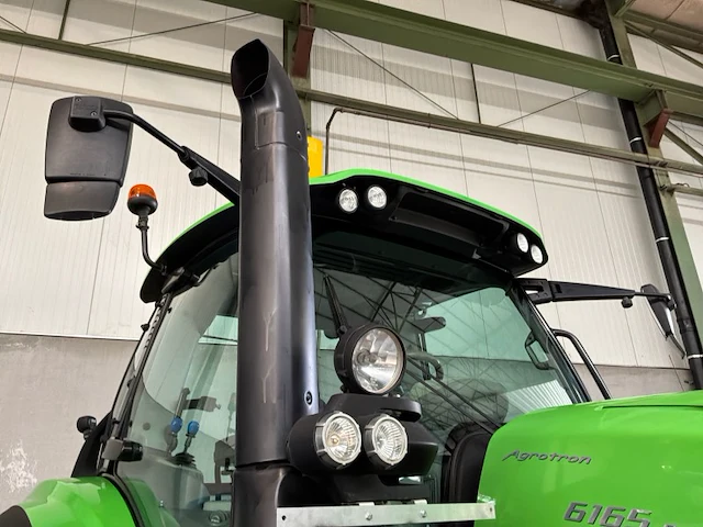 Deutz-fahr agrotron 6165 rc-shift 4-wiel aangedreven landbouwtractor - afbeelding 25 van  33