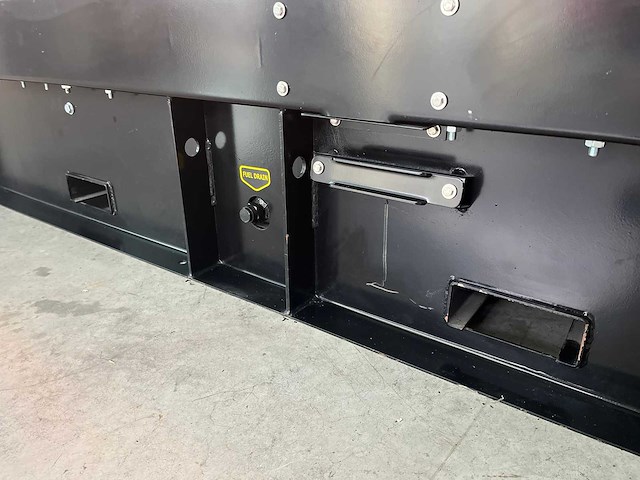 Deutz — leroy-somer 45 kva noodstroomaggregaat - afbeelding 27 van  42