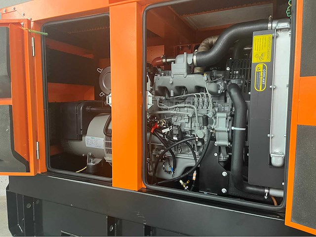 Deutz — leroy-somer 55 kva noodstroomaggregaat - afbeelding 15 van  39