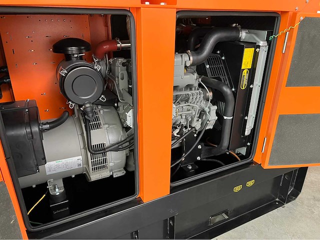 Deutz — leroy-somer 55 kva noodstroomaggregaat - afbeelding 16 van  39