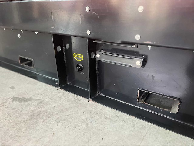 Deutz — leroy-somer 55 kva noodstroomaggregaat - afbeelding 25 van  39