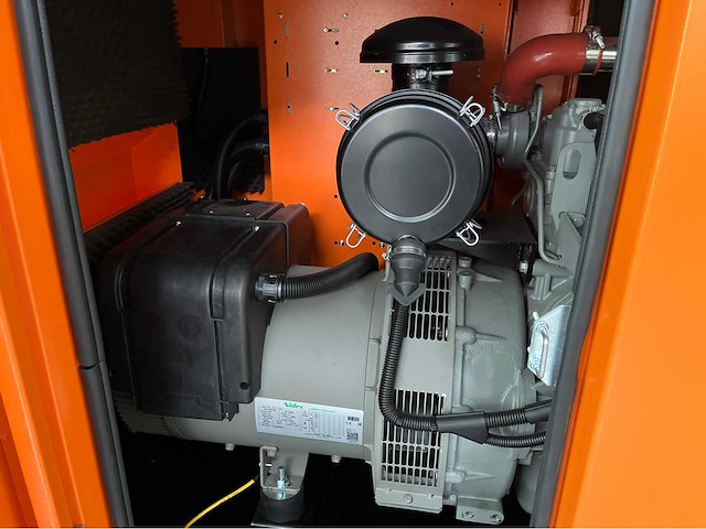 Deutz — leroy-somer 55 kva noodstroomaggregaat - afbeelding 17 van  39